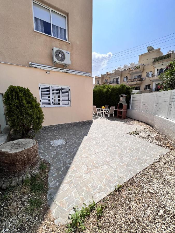 Pafia Sunbeach Townhouse Paphos Eksteriør bilde