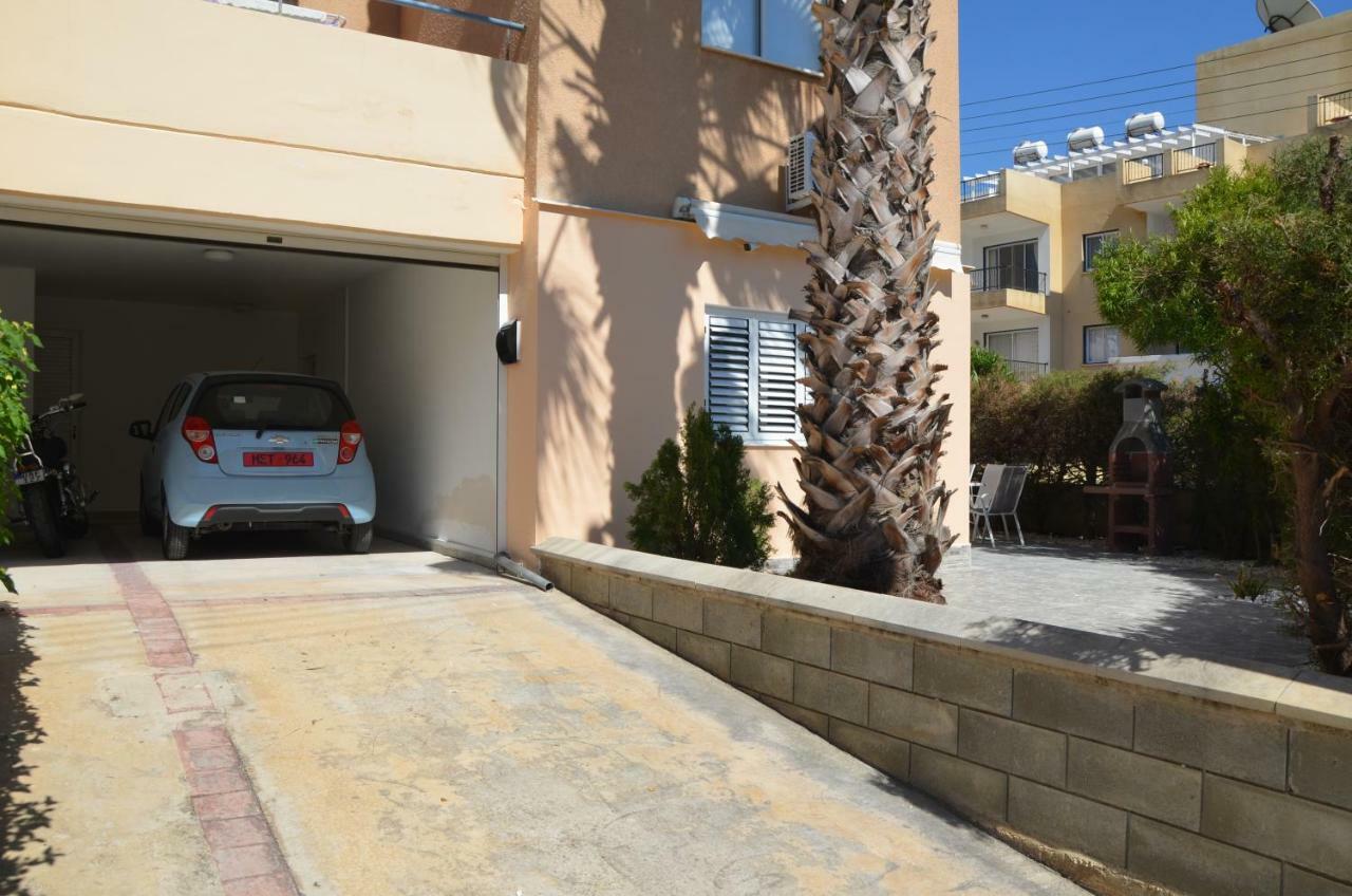 Pafia Sunbeach Townhouse Paphos Eksteriør bilde